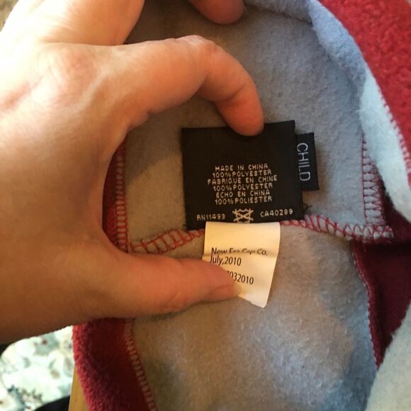 FUN OU Hat for Boy or Girl & even fits some adults - Picture 3 of 8